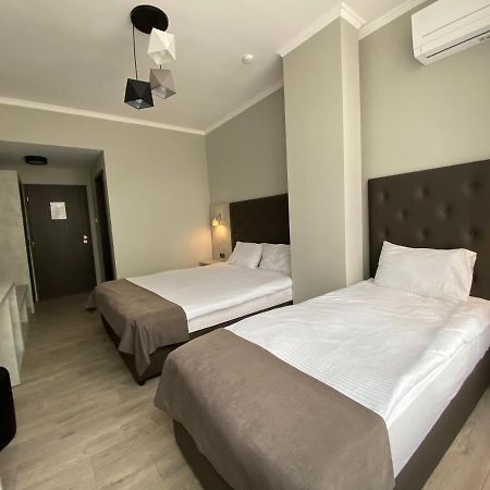 Comfort Guest Rooms Καζανλούκ Εξωτερικό φωτογραφία