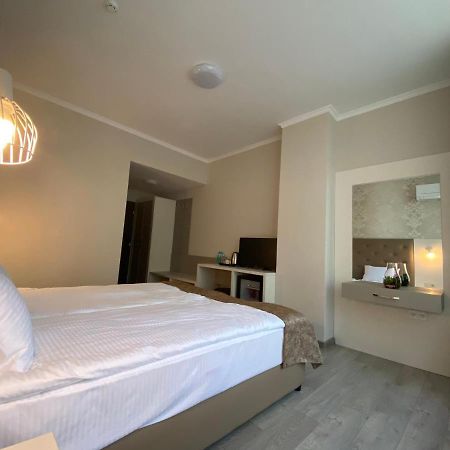 Comfort Guest Rooms Καζανλούκ Εξωτερικό φωτογραφία