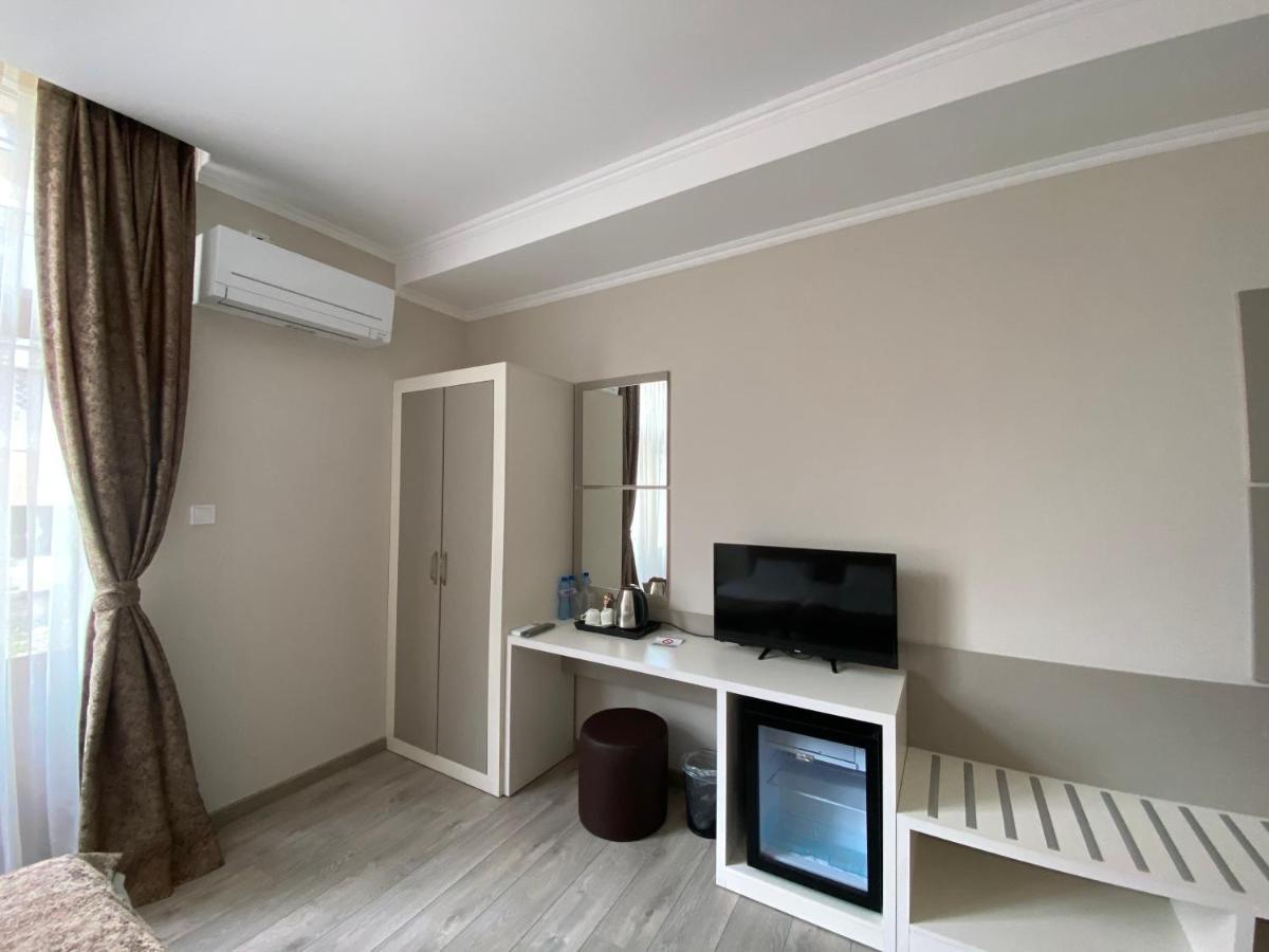 Comfort Guest Rooms Καζανλούκ Εξωτερικό φωτογραφία