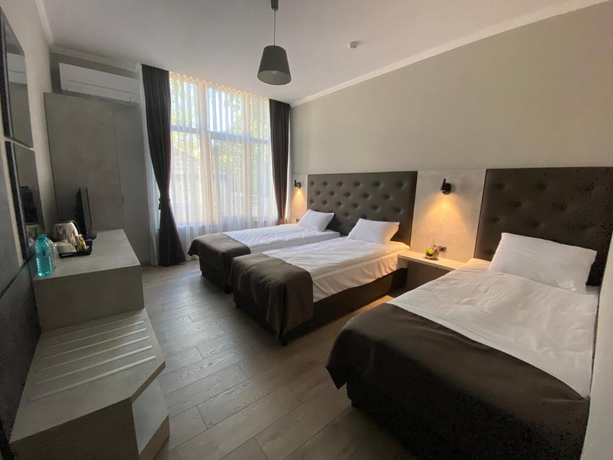 Comfort Guest Rooms Καζανλούκ Εξωτερικό φωτογραφία