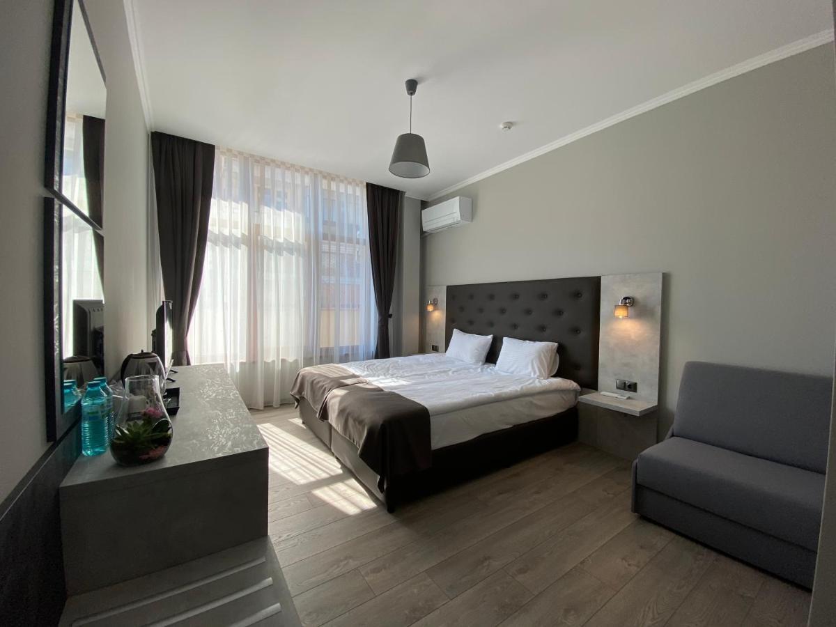 Comfort Guest Rooms Καζανλούκ Εξωτερικό φωτογραφία