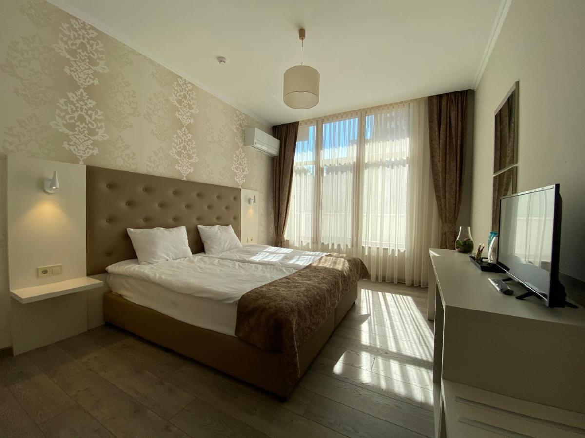 Comfort Guest Rooms Καζανλούκ Εξωτερικό φωτογραφία