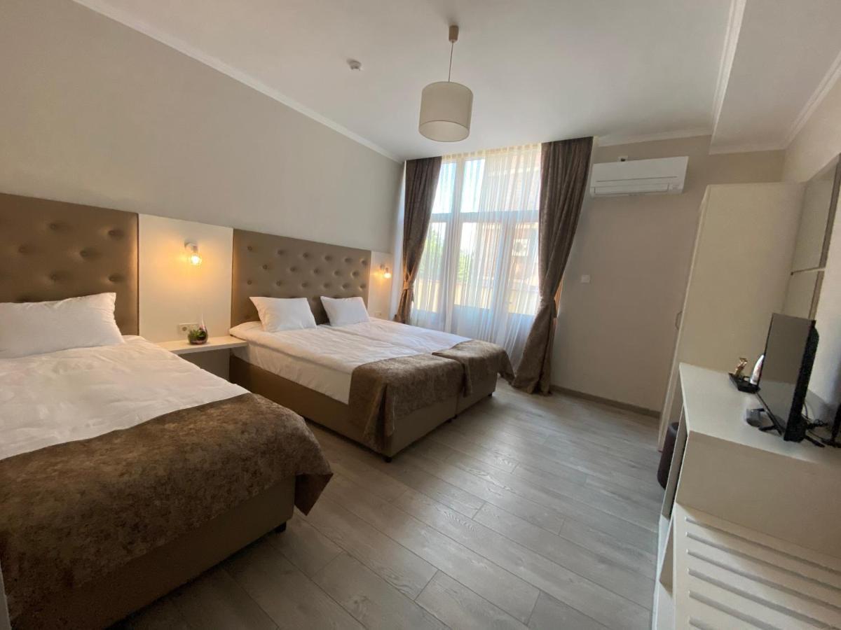 Comfort Guest Rooms Καζανλούκ Εξωτερικό φωτογραφία