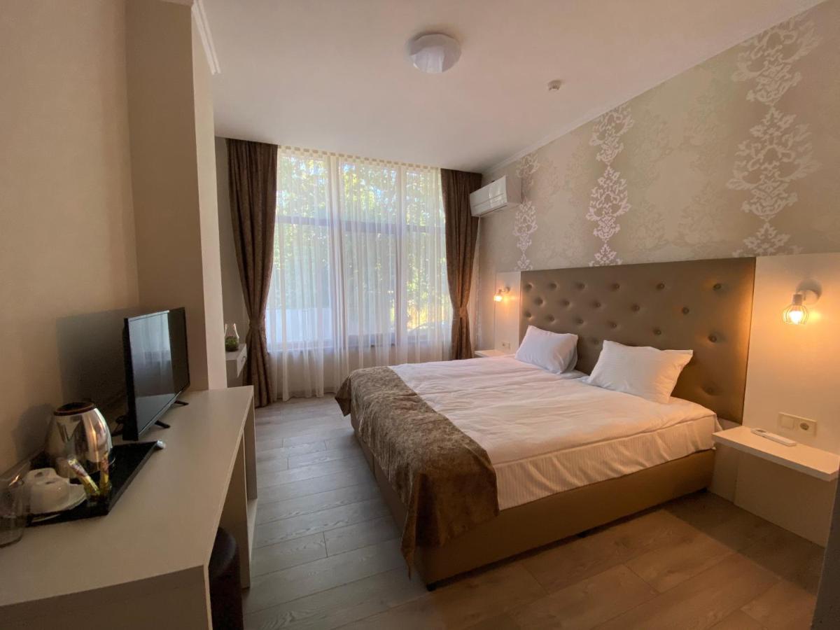 Comfort Guest Rooms Καζανλούκ Εξωτερικό φωτογραφία