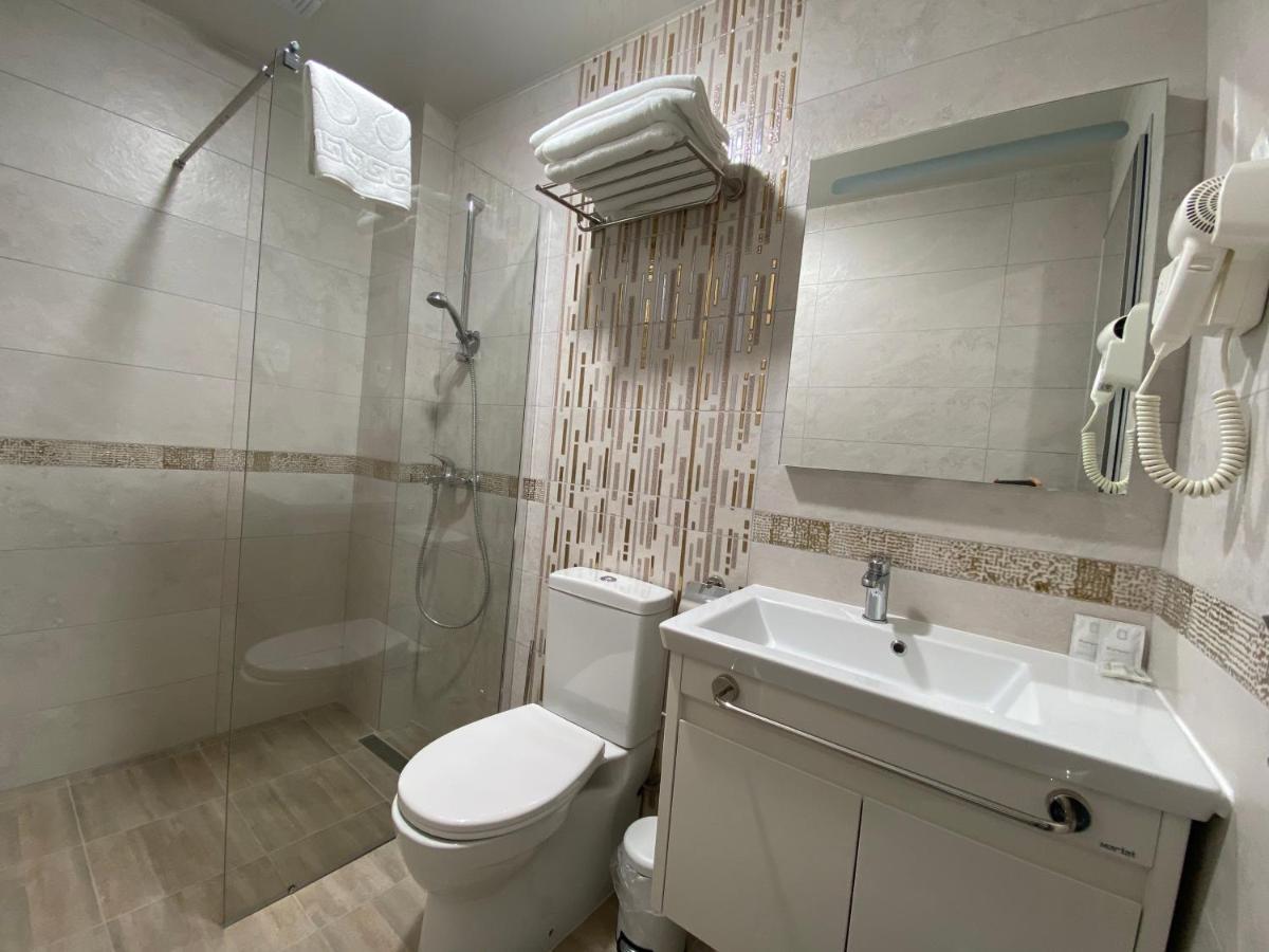 Comfort Guest Rooms Καζανλούκ Εξωτερικό φωτογραφία