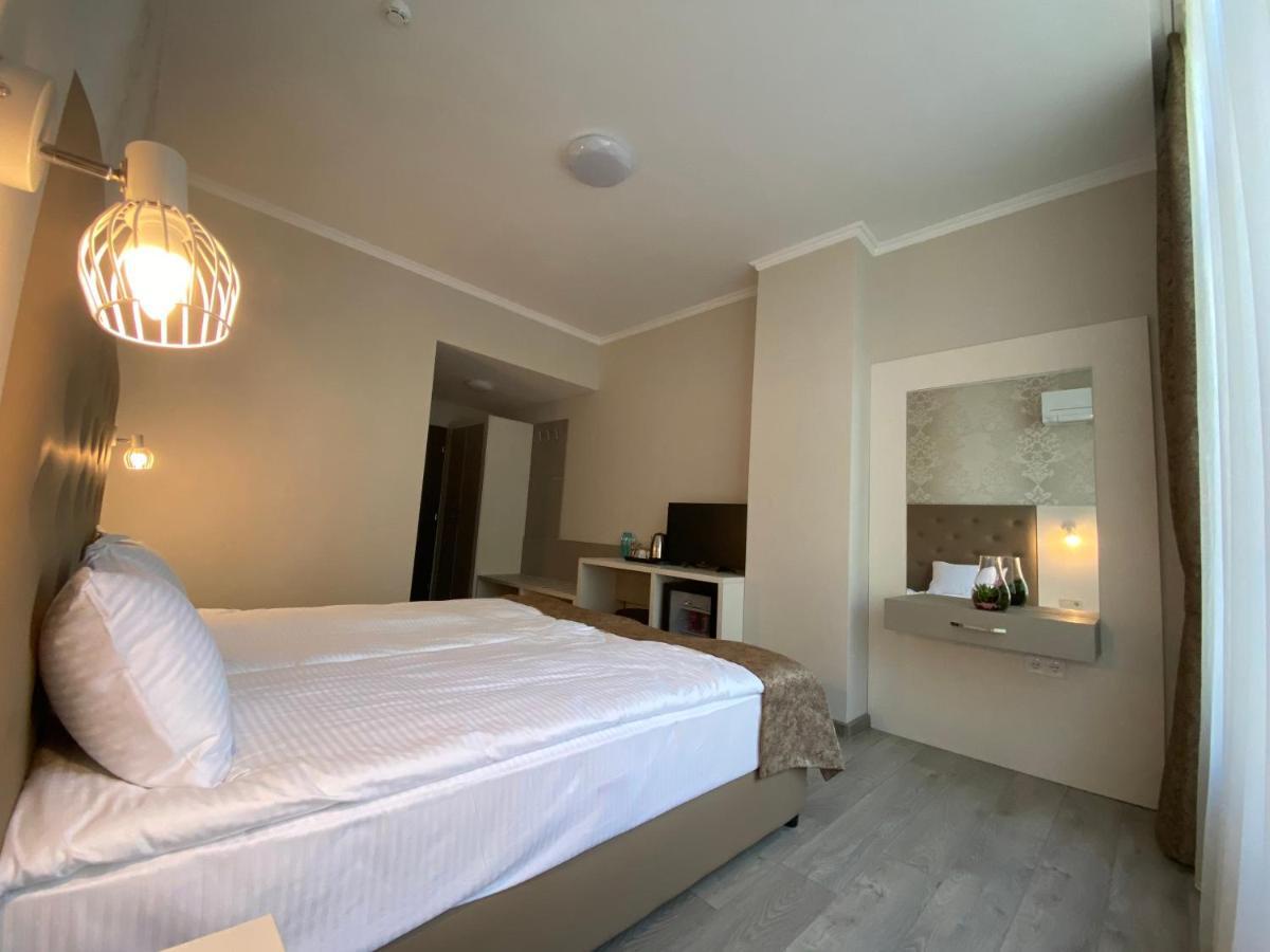 Comfort Guest Rooms Καζανλούκ Εξωτερικό φωτογραφία