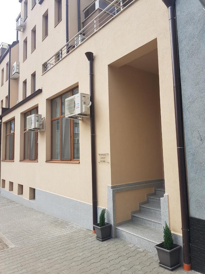 Comfort Guest Rooms Καζανλούκ Εξωτερικό φωτογραφία